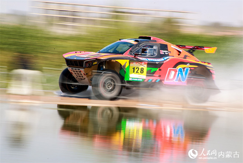 Kubuqi-Wüstenrallye 2024 und Etappe der China Autocross Rally Championship im Banner Hangjin in China er?ffnet